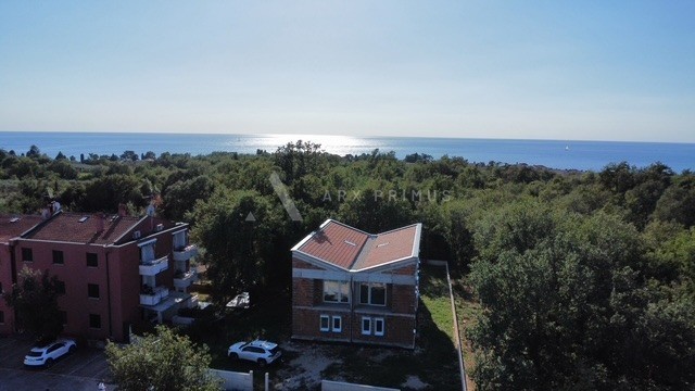 Doppelhaushälfte im Bau – Ihr neues Zuhause bei Umag!