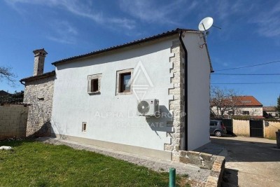 Istrien, Barban : Renoviertes Steinhaus im Zentrum