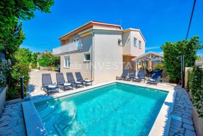 Ližnjan, Haus mit Pool