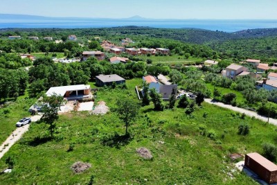 KRNICA, OKOLICA, GRAĐEVINSKO ZEMLJIŠTE S POGLEDOM NA MORE