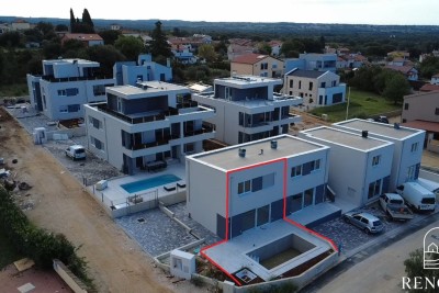 Moderna villetta a schiera con piscina, Vabriga - nella fase di costruzione