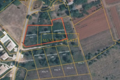 POREČ, SURROUNDINGS, ISTRIA – 4 PLOTS FOR HOUSE CONSTRUCTION!