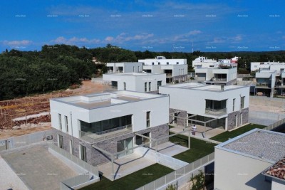 Appartamento in vendita in una nuova costruzione, a 5 minuti dalla spiaggia, Umago!
