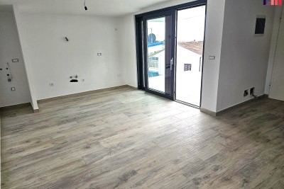 STANOVANJE NAPRODAJ V NOVOGRADNJI V LOVREČICI (UMAG), ISTRA – MIRNA LOKACIJA V BLIŽINI MORJA