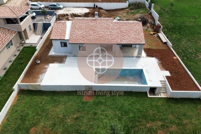 Hiša Sveta Nedelja - v fazi gradnje