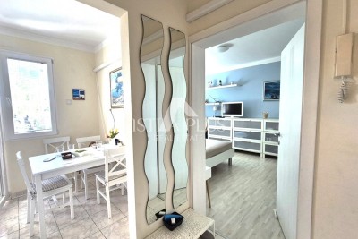 Exklusiv! Wohnung im Zentrum von Poreč im 2. Stock – EINE GELEGENHEIT!