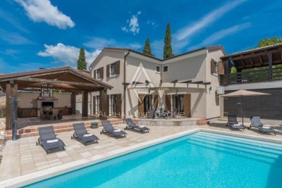 Svetvinčenat, Istria: Resort in vendita con 6 ville e piscine