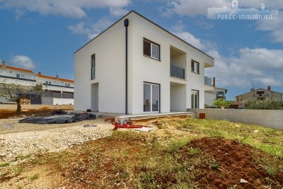 Dvojna kuća na odličnoj lokaciji, 2 km od Poreča