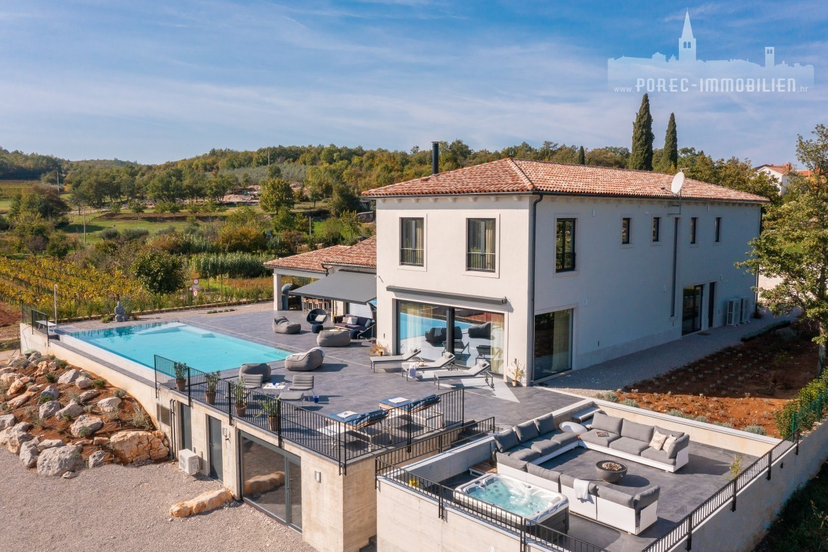 Motovun Bereich, exklusive Villa mit beheiztem Pool, Tennisplatz und Wellness