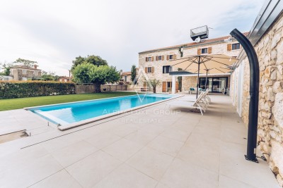 Novigrad, Istria: Luxury stone villa with pool