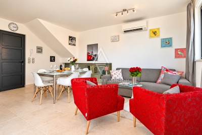 Istria, Vrsar, Furnished 2-Bedroom Apartment Near Sea