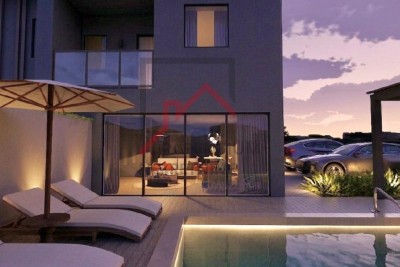 Istra, okolica Poreča – Novogradnja s tremi spalnicami, bazenom in 107 m² - v fazi gradnje