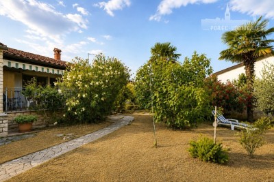 Poreč, 500 m od mora, dvojna kuća sa dvije spavaće sobe, mirna lokacija