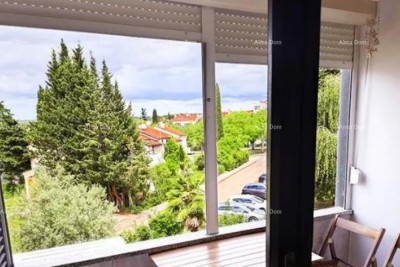 ČERVAR PORAT - Urejen duplex stan s balkonom, 38 m²