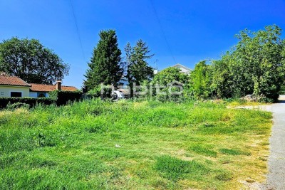 Porec - Building plot only 2 km from the beach