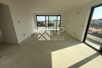 Pješčana Uvala, elegante Wohnung im 2. Stock, 450 m vom Meer entfernt