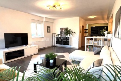 Ližnjan, moderno appartamento con due camere da letto e parcheggio