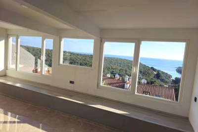 DUGA UVALA , PENTHOUSE S OTVORENIM POGLEDOM NA MORE, PRILIKA!