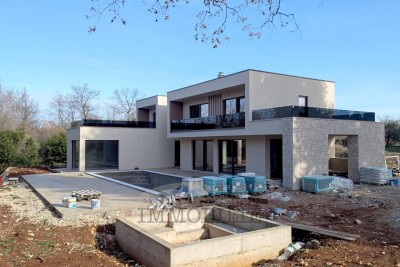 Luxurious modern villa with pool in Poreč, 8 km from the sea