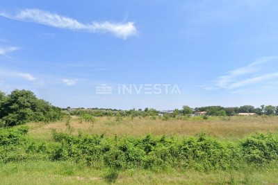 Pula, Loborika, Bau- und landwirtschaftliche Flächen