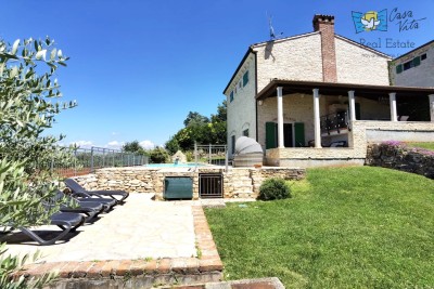 Steinvilla mit Meerblick!