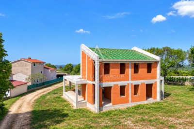 Istra, Kanfanar, Moderna hiša z bazenom in razgledom na Lim