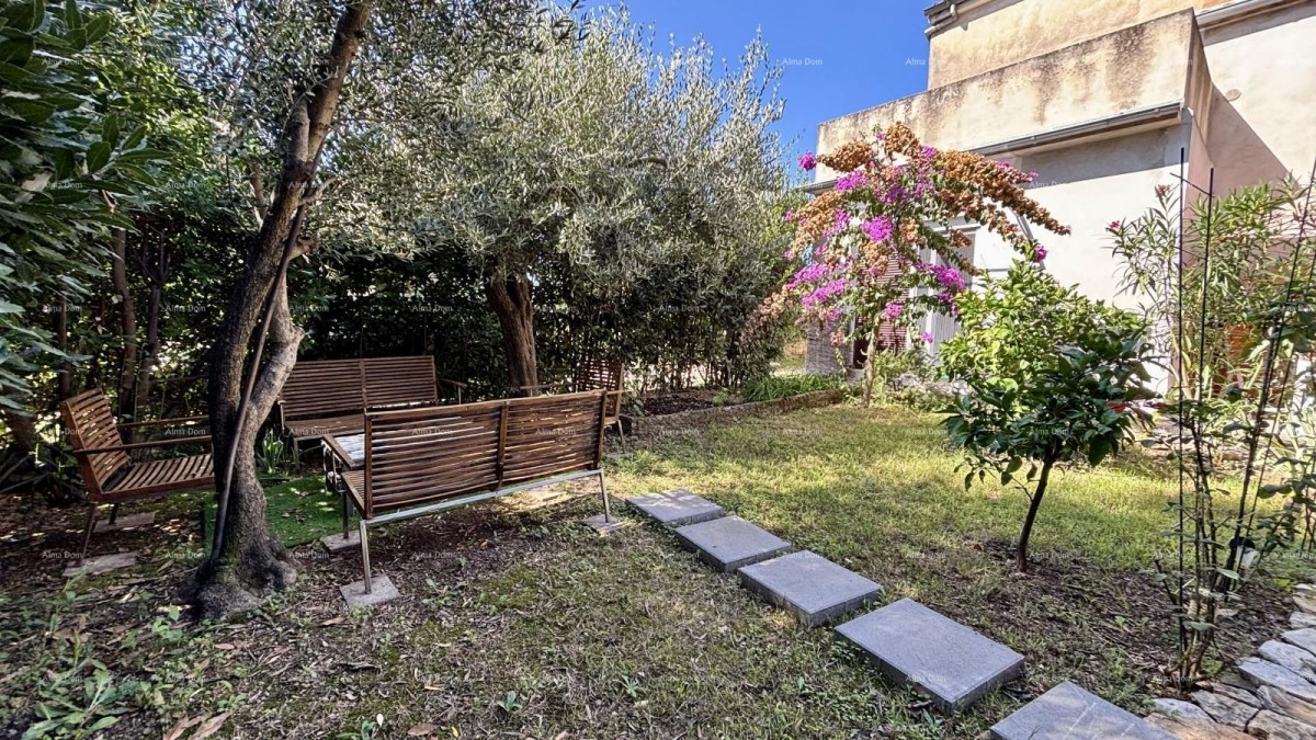 PULA, Zentrum – Verkauf / Wohnung 55 m² mit Garten und Parkplatz