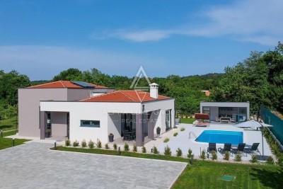 Villa di lusso moderna con piscina e vista sul mare, istria, labin