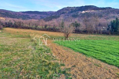 Motovun-surroundings, Building plot T2, with a view of Motovun