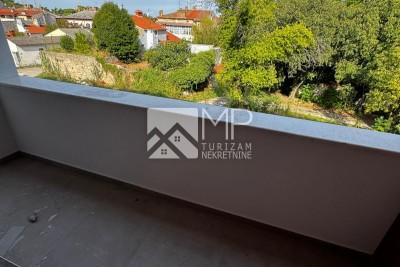 Pula, apartment on the 2nd floor near the Court, NEW BUILDING