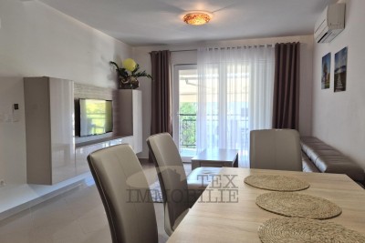 Stan za dugoročni najam – centar Poreča, 600 m od mora