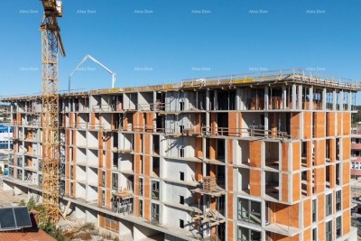 REZERVIRAN!!! Moderna zgradba z dvigalom v gradnji, blizu centra. S21