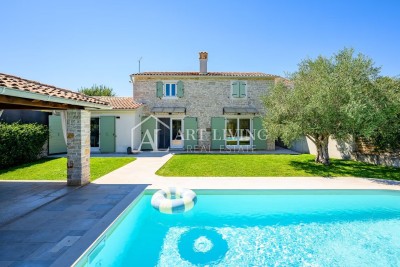 Poreč, Umgebung – Authentische Steinvilla mit Swimmingpool und großzügigem Garten