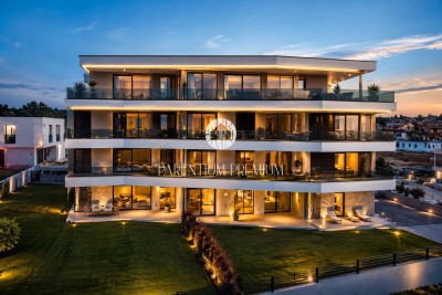 Poreč Penthouse mit Meerblick und Jacuzzi | Luxuriöser Neubau