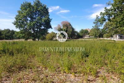 Attractive building plot in a quiet settlement