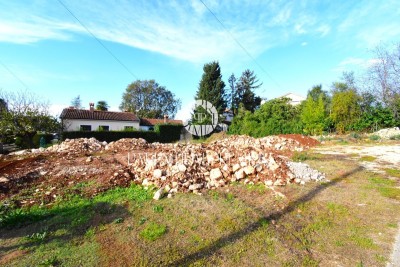 Poreč Building land with infrastructure in the immediate vicinity of the center of Poreč