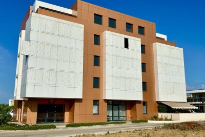 UMAG, CENTAR, DVOSOBAN STAN NA TOP LOKACIJI, EKSKLUZIVA AGENCIJE!