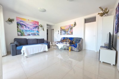 Apartment 300 m from the sea in Zambratija, near Umag
