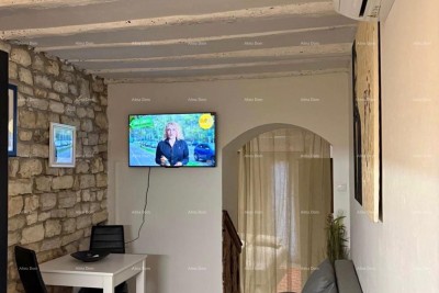 Prodaja- renoviran stan u staroj jezgri grada, Rovinj!