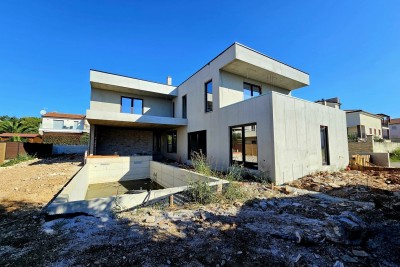 Haus bei Novigrad mit Meerblick