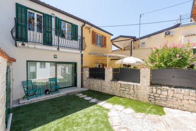 Kuća 50 m od mora, centar Novigrada