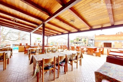 Haus mit Restaurant und 2 Wohnungen im Zentrum des touristischen Stadt