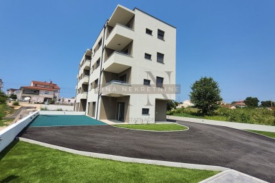 ISTRIEN-POREČ, WOHNUNG 76,27m2 + GARTEN