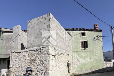 Kuća u Ližnjanu – za renovaciju, s ogromnim potencijalom