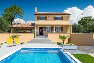 Fažana, Villa con piscina e ampio giardino