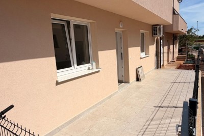 One-bedroom apartment on the ground floor of a building in Novigrad