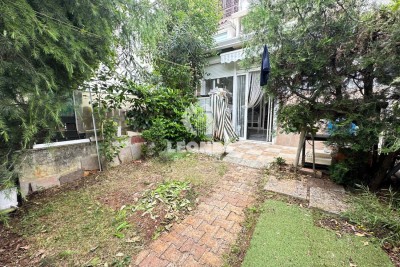 Appartamento al piano terra con giardino a soli 150 metri dal mare a Cittanova