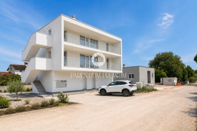 Umag Umgebung, Wohnung im 1. Stock 79m², 1500m vom Meer entfernt