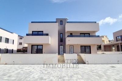 Novi stan blizu mora i centra Poreča