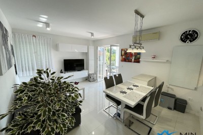 Wohnung in Karpinjan - Novigrad, 200 m vom Meer entfernt